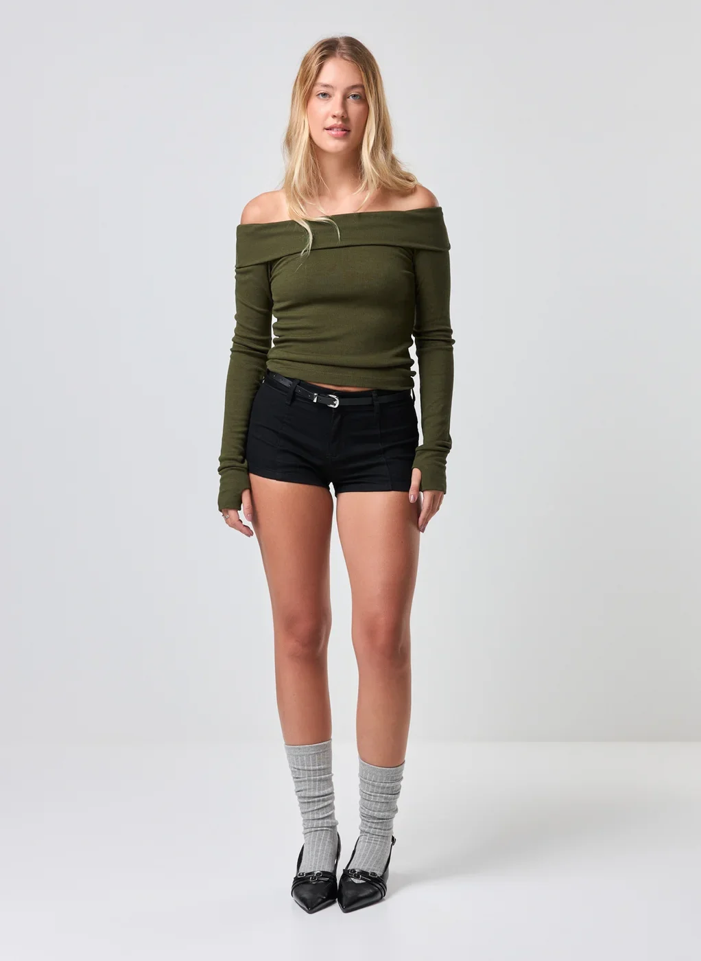 Blusa Ombro A Ombro Manga Longa Pala Virada