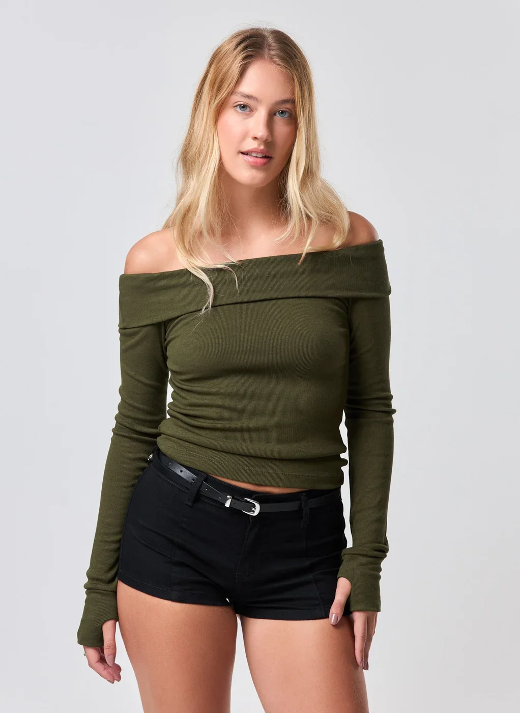 Blusa Ombro A Ombro Manga Longa Pala Virada