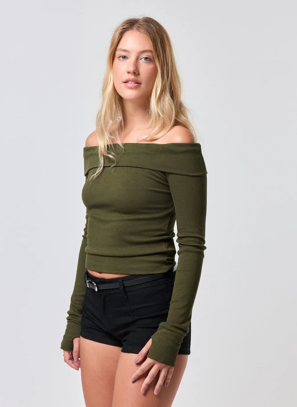 Blusa Ombro A Ombro Manga Longa Pala Virada