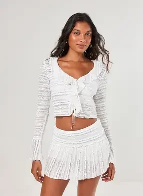 Blusa Manga Longa Renda E Babados