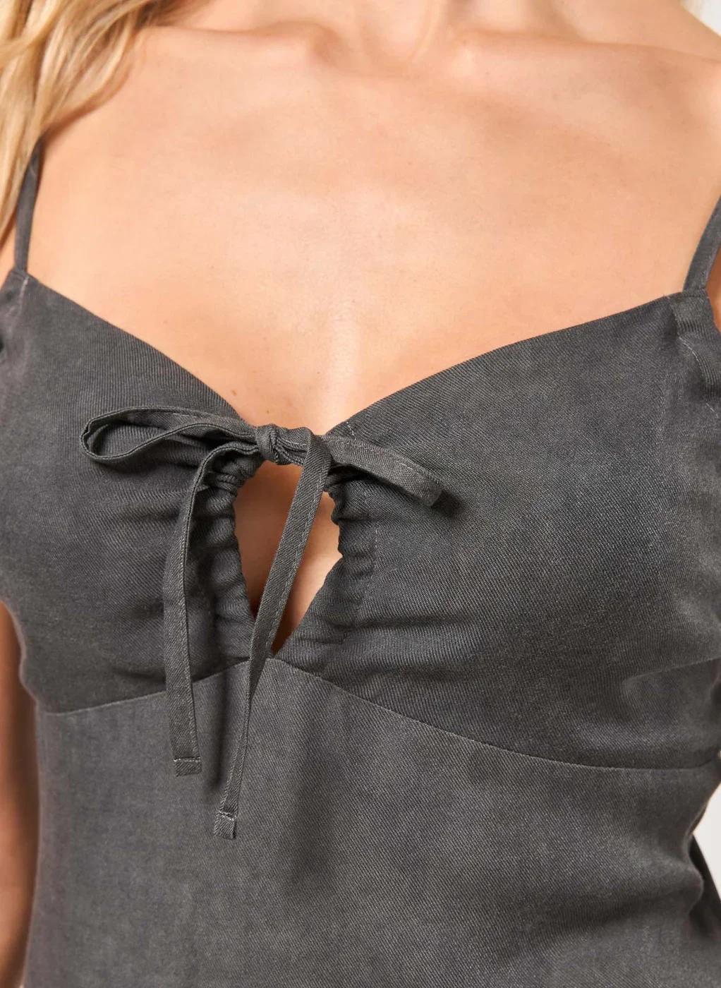 Vestido Midi Estonado Com Amarração