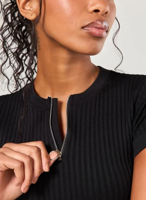 Cropped Seamless Half Zíper