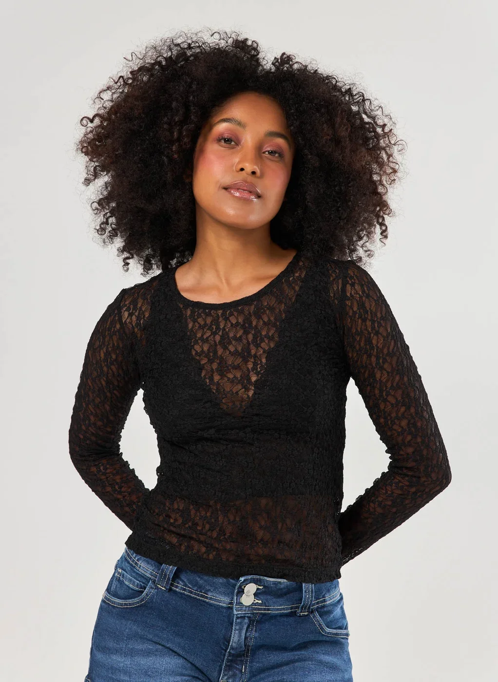 Blusa Manga Longa Rendada