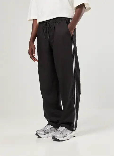 Calça Super Baggy Sarja Preta Com Listras