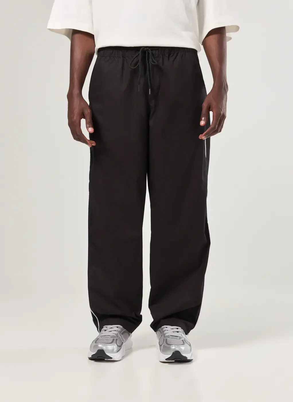 Calça Super Baggy Sarja Preta Com Listras