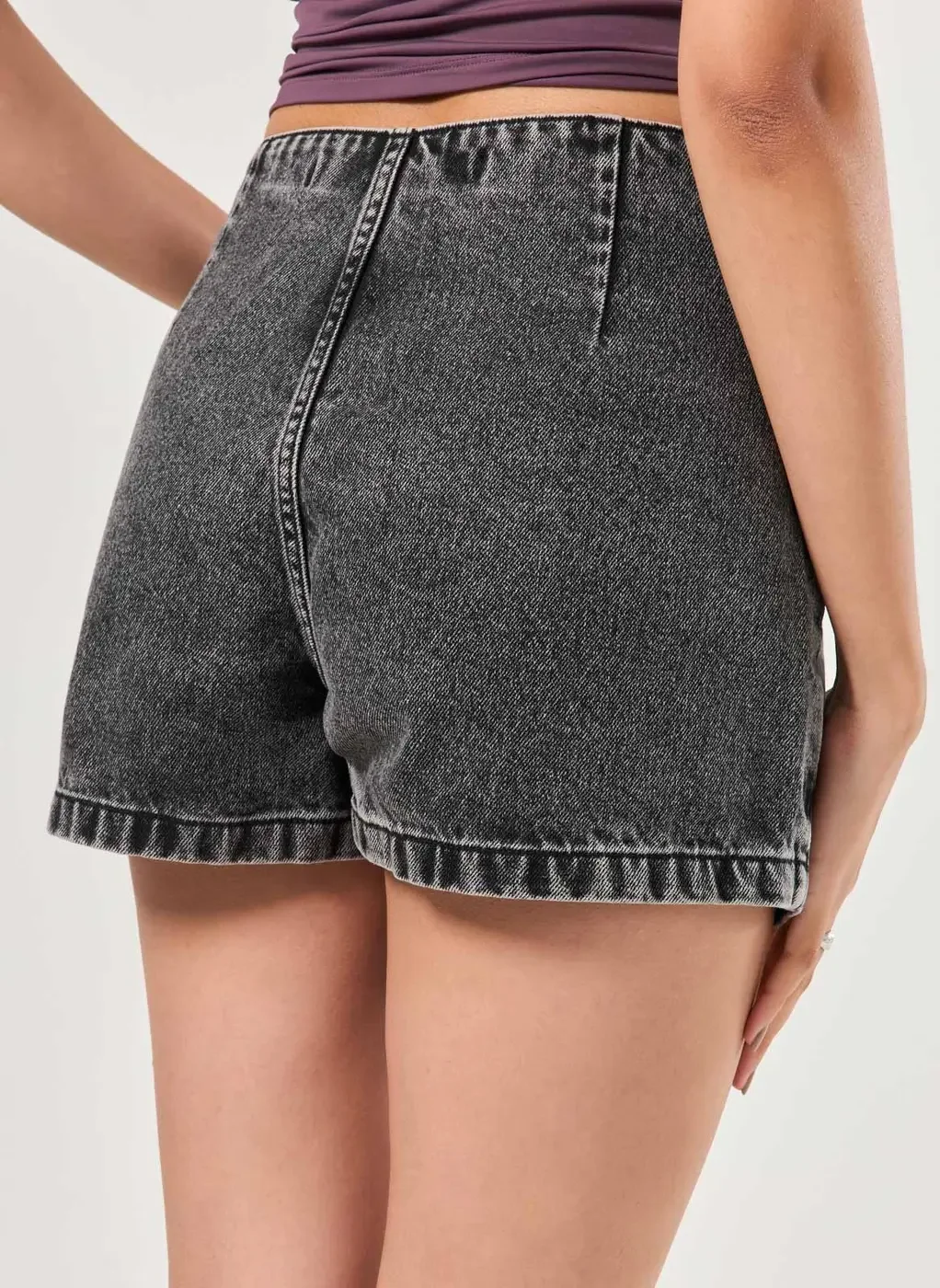 Short Saia Jeans Preto Amarração