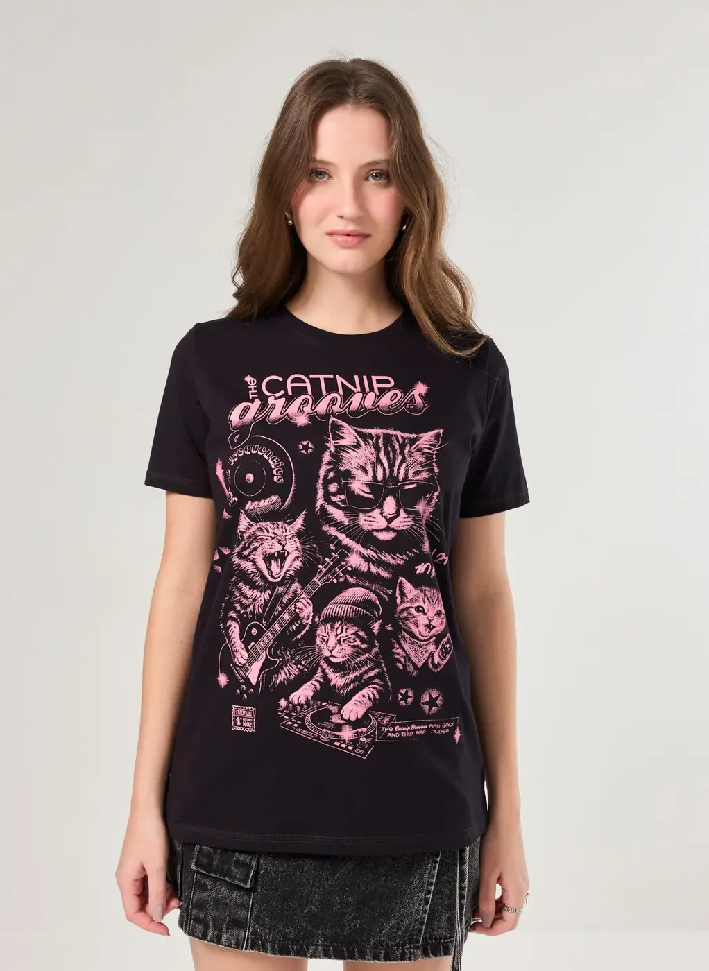 Camiseta Oversized Preta Banda Gatos