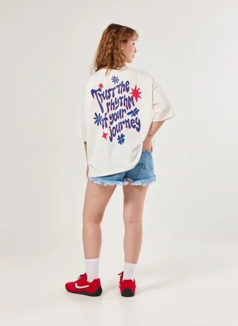 Camiseta Box Off-White Estampa Costas