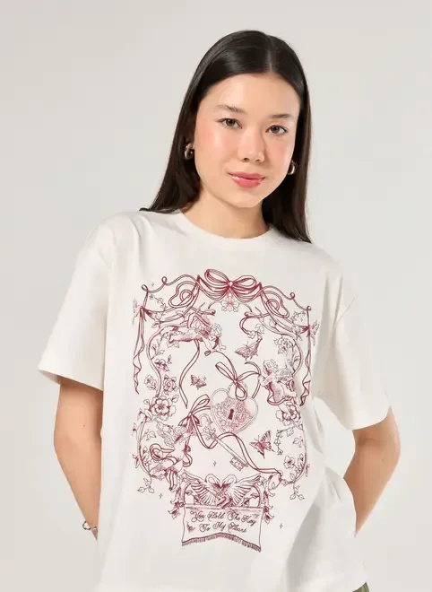 Camiseta Off-White Estampa Romântica