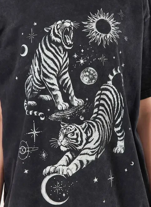 Camiseta Oversized Tigre Marmorizada