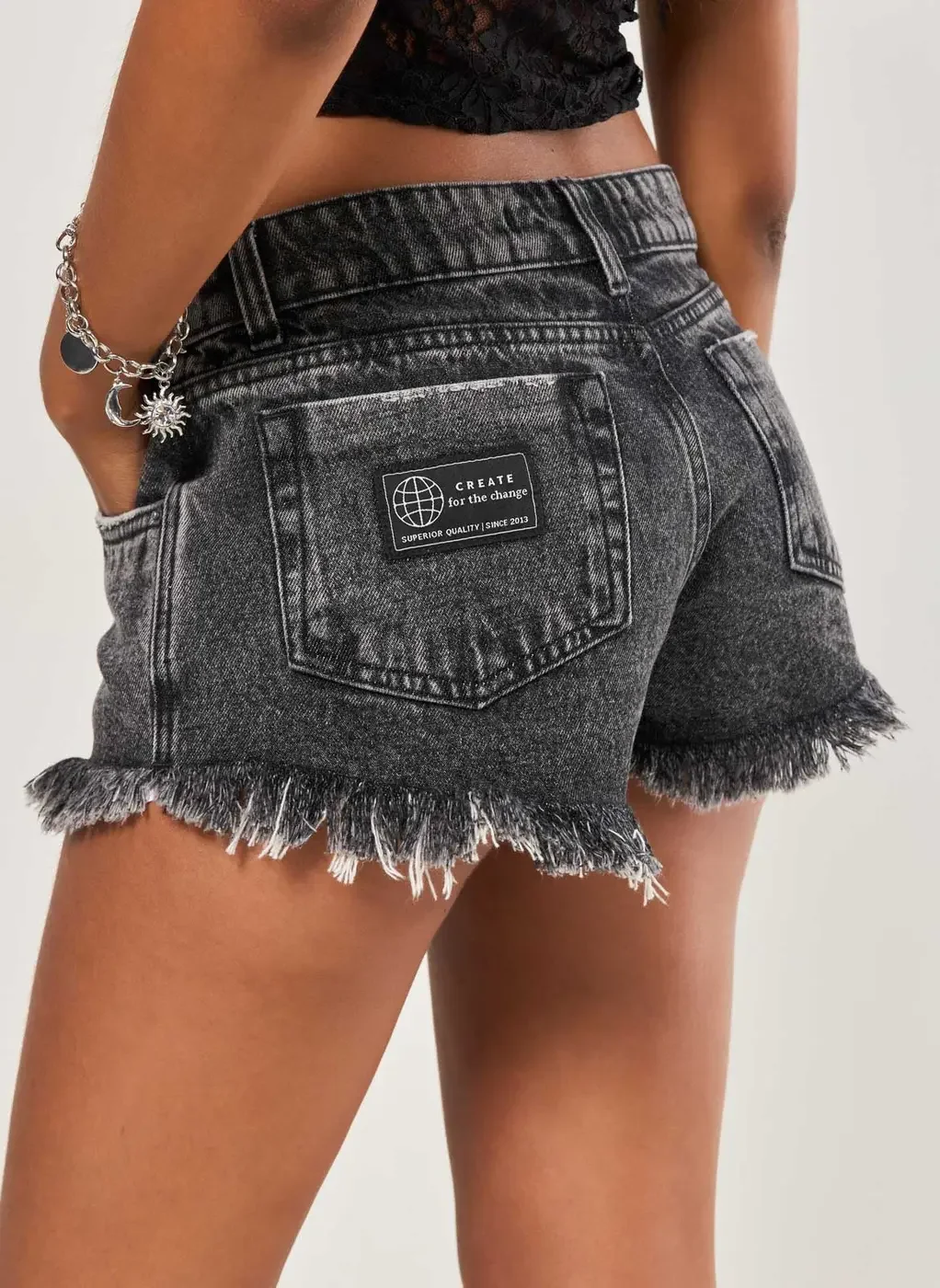 Short Jeans Micro Cintura Baixa