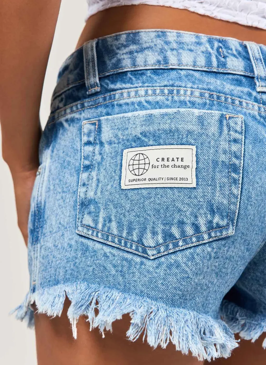 Short Jeans Micro Cintura Baixa