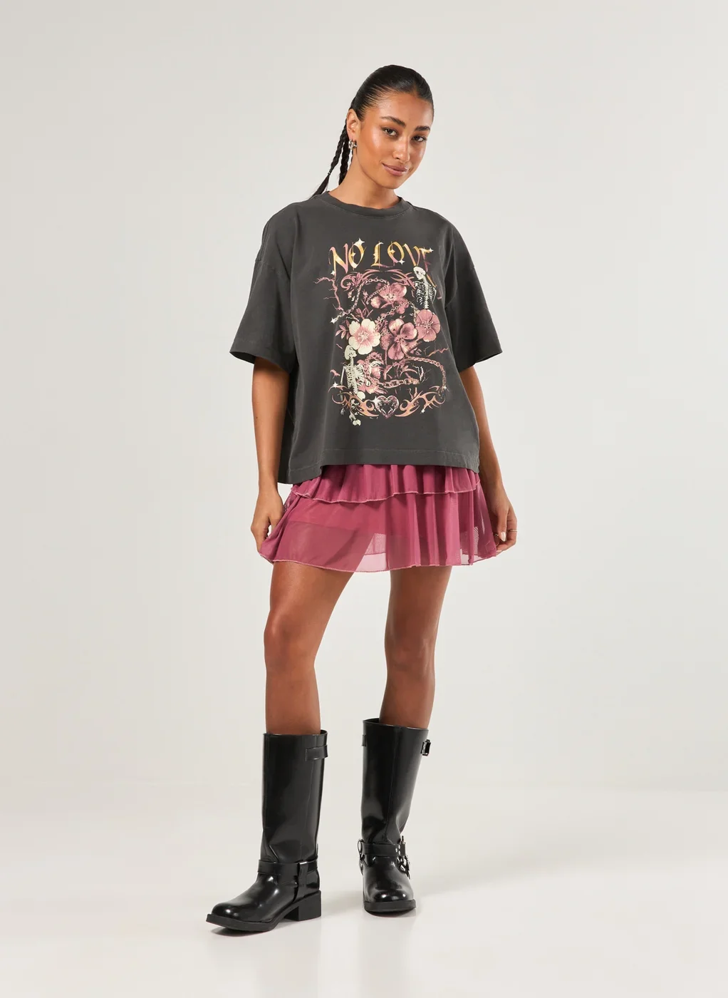 Camiseta Box Estonada Caveiras E Flores