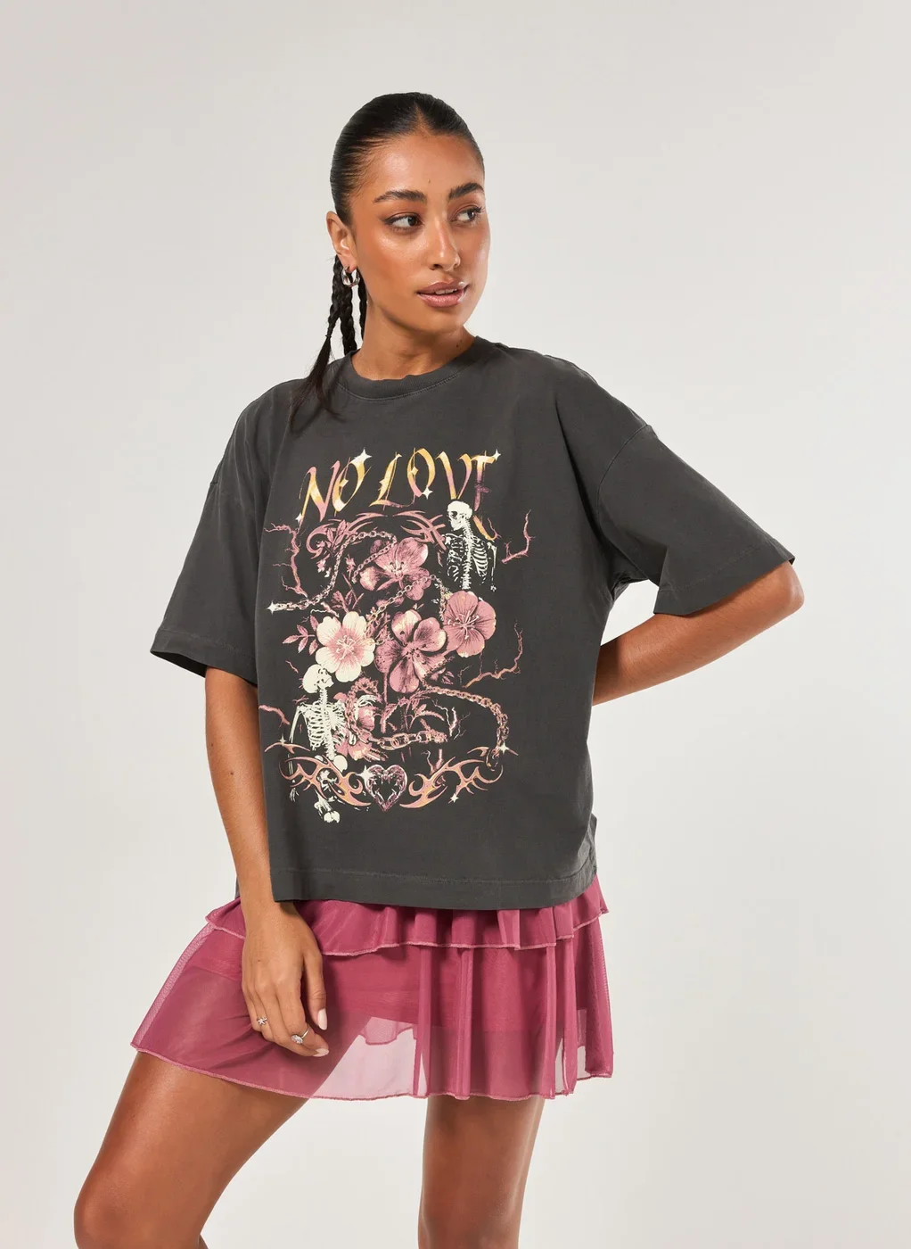 Camiseta Box Estonada Caveiras E Flores