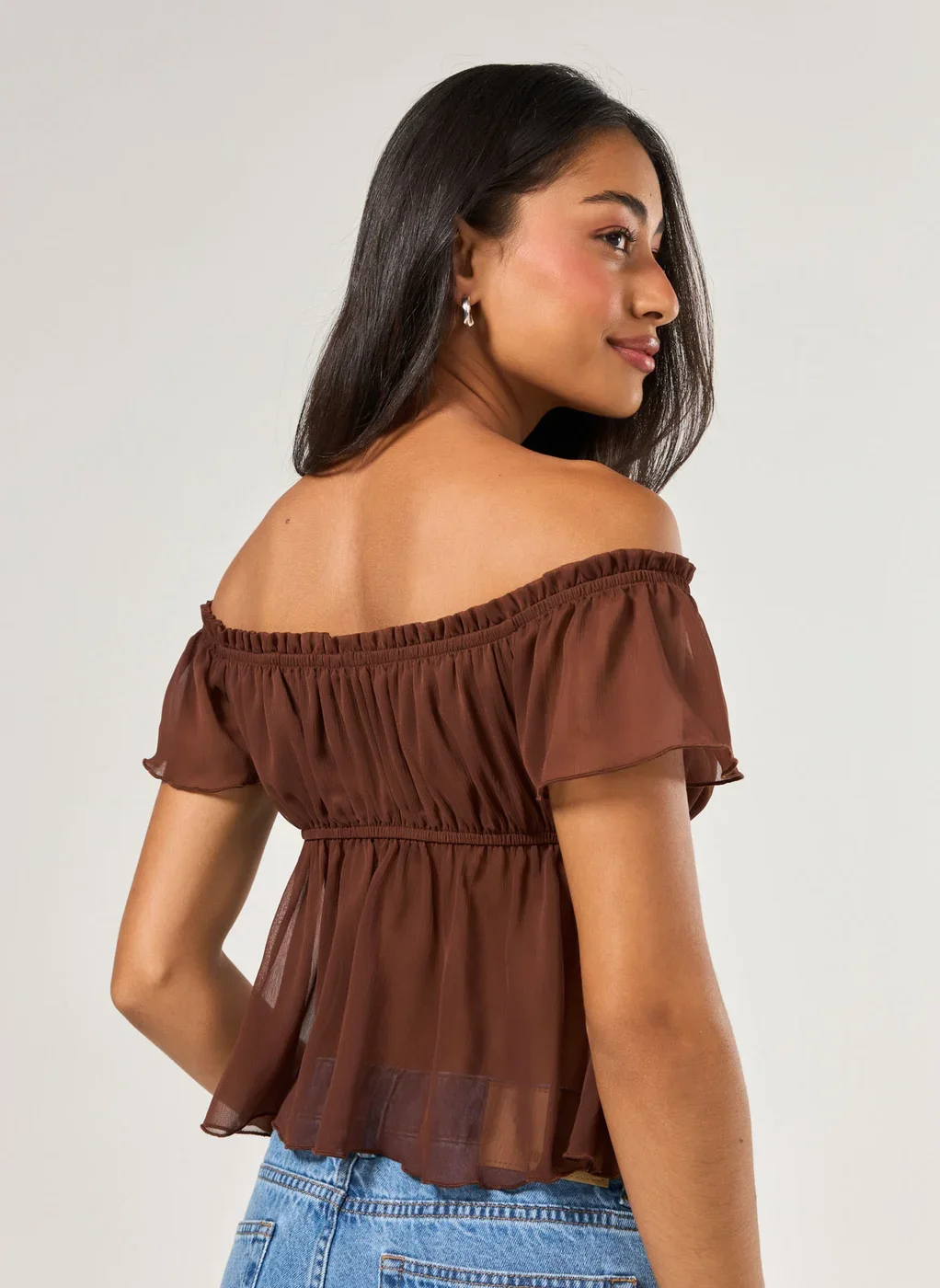 Blusa Ombro A Ombro Chiffon Marrom