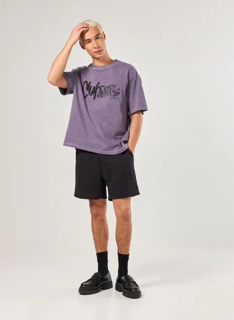 Bermuda Moletinho Preta Costuras Marcantes