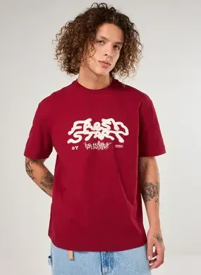 Camiseta Comfort Vinho Fresh