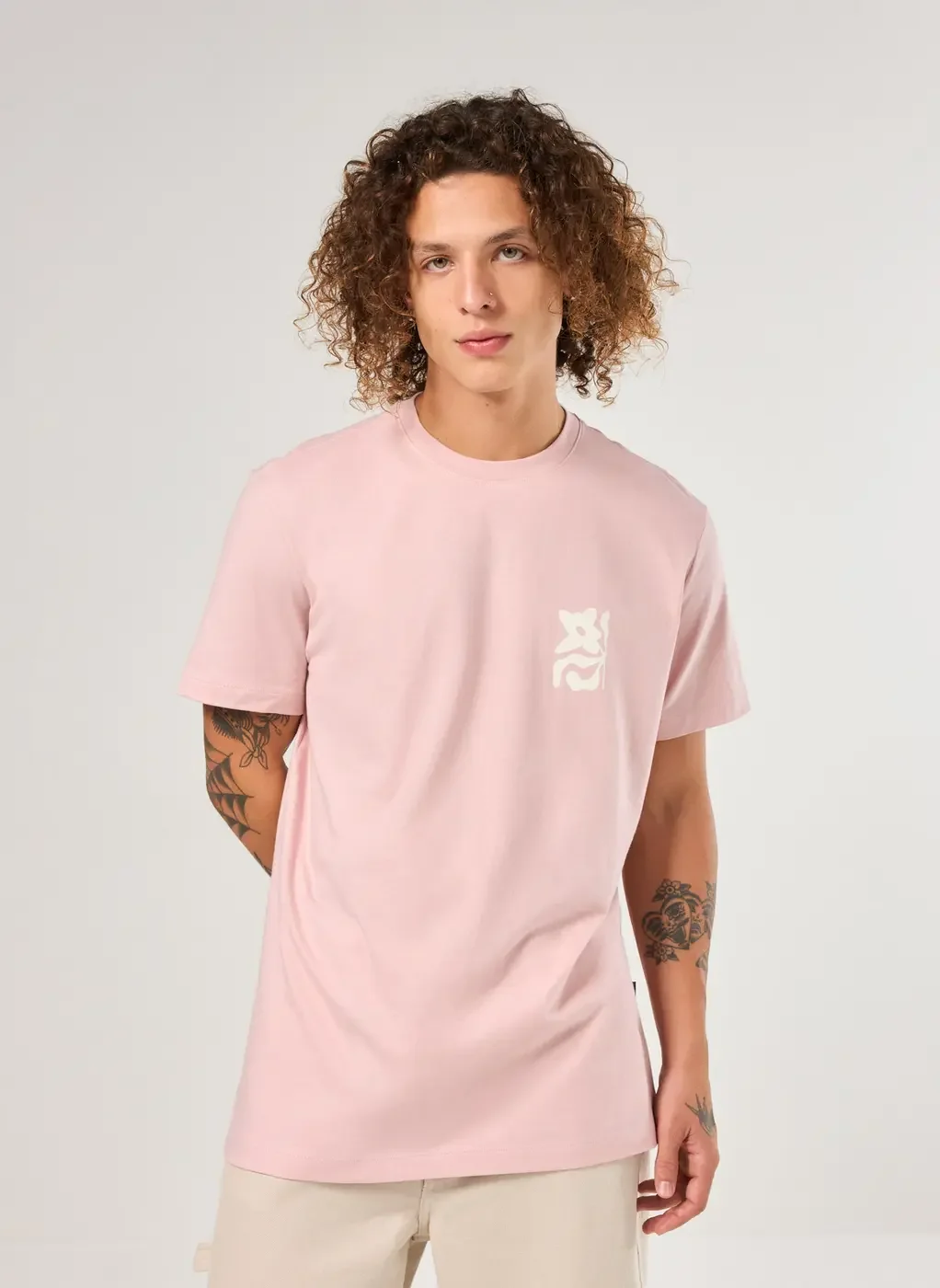 Camiseta Comfort Rosa Flor