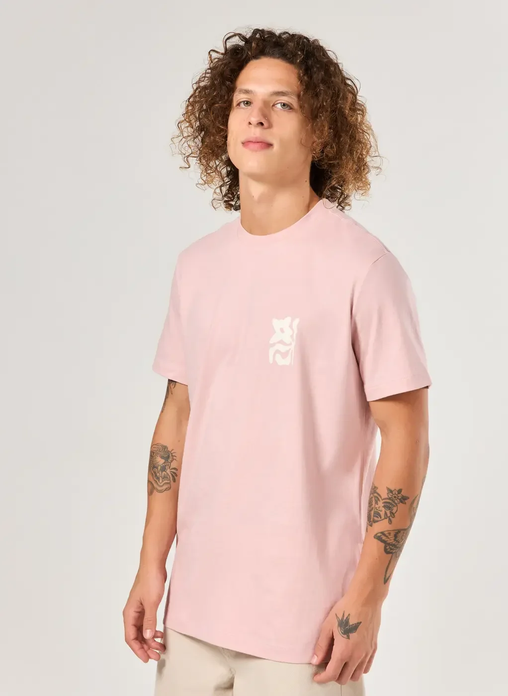 Camiseta Comfort Rosa Flor