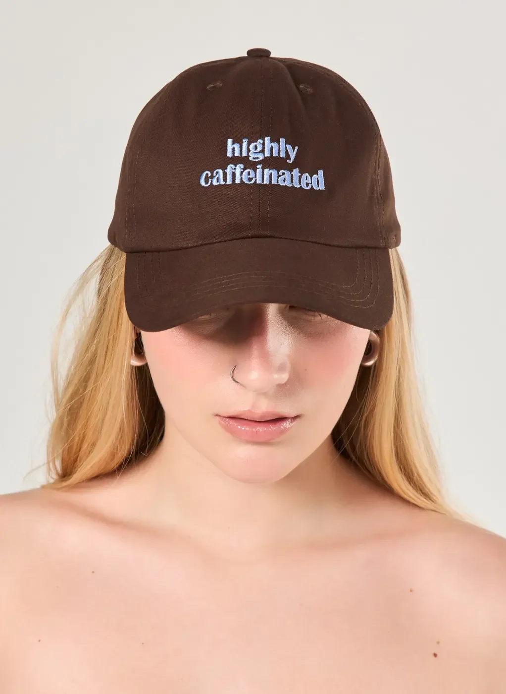 Boné Marrom Highly Caffeinated