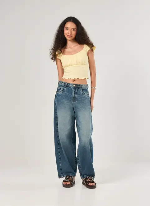 Blusa Amarelo Manteiga Texturinha Babado