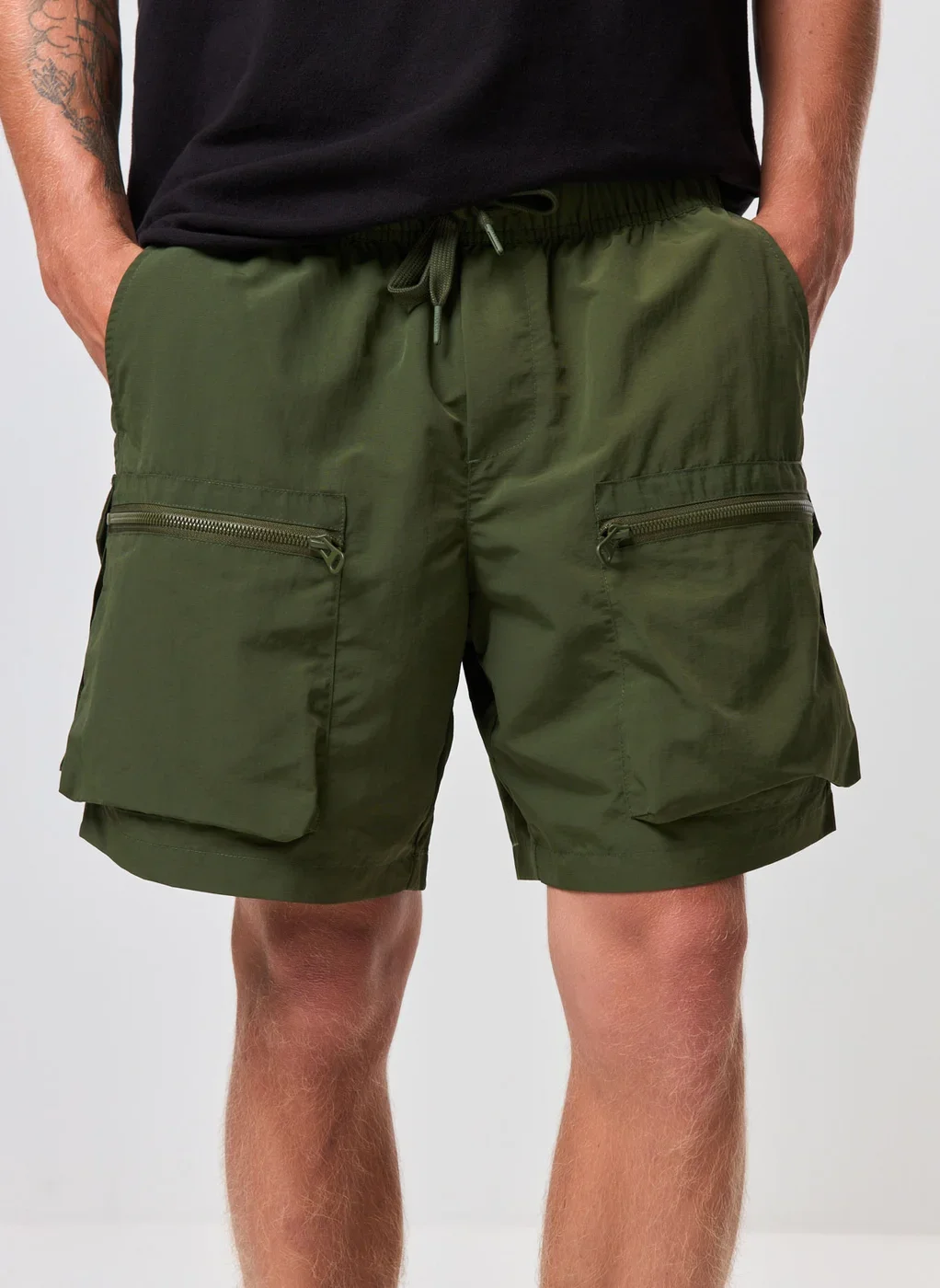 Bermuda Cargo Bolsos Frontais Com Zíper