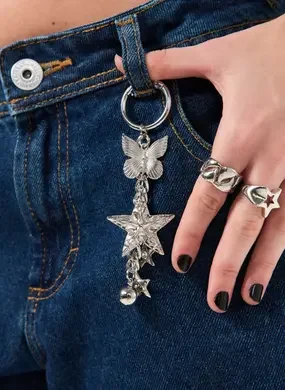 Chaveiro Prateado Estrela E Borboleta
