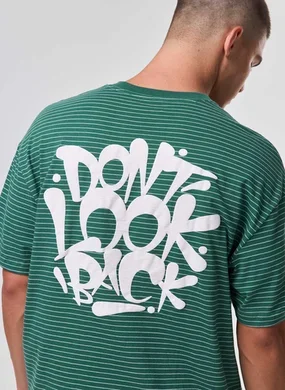 Camiseta Box Listrada Don't Look Back