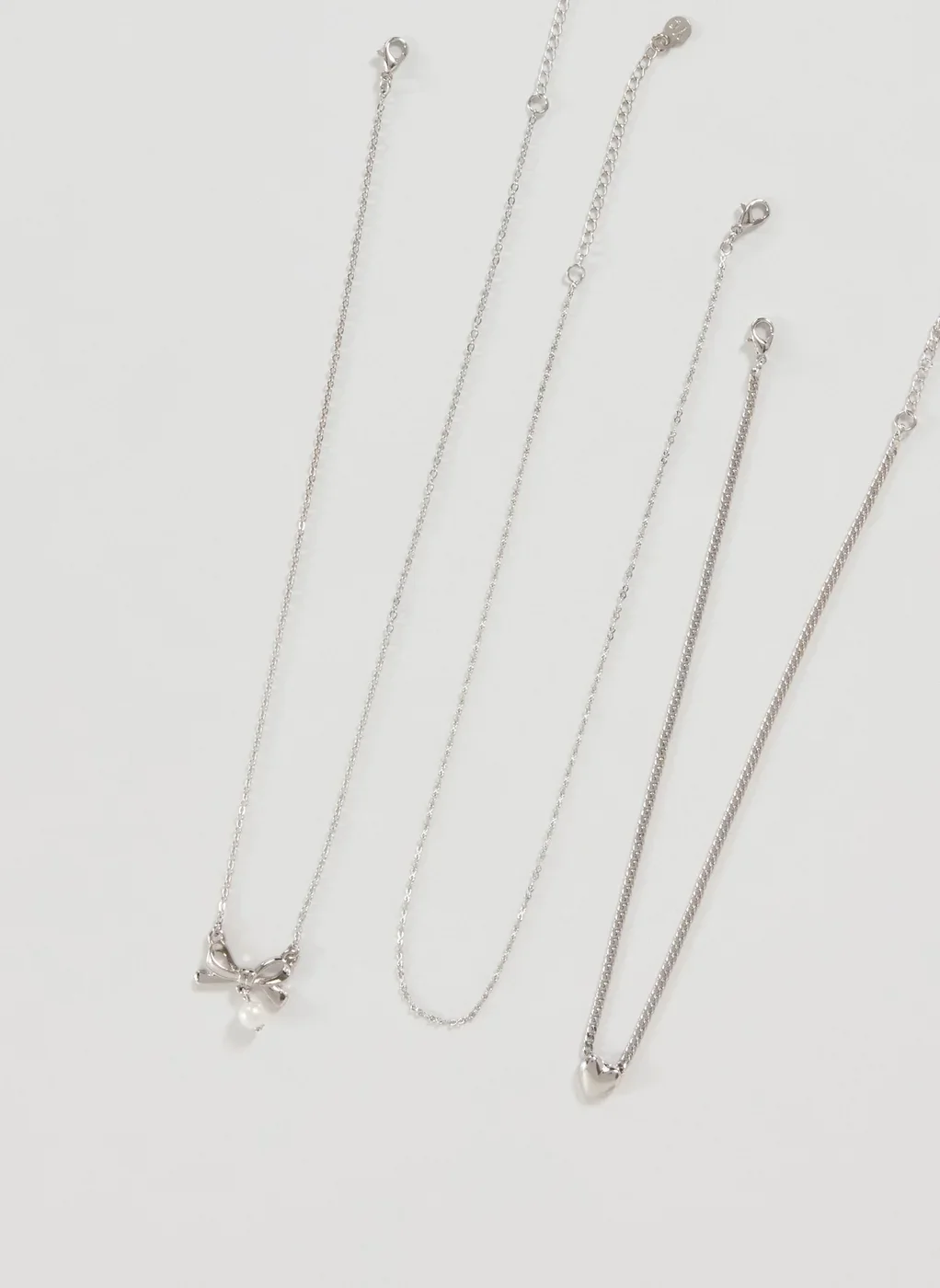 Conjunto 3 Colares Prateados Laço Pérola