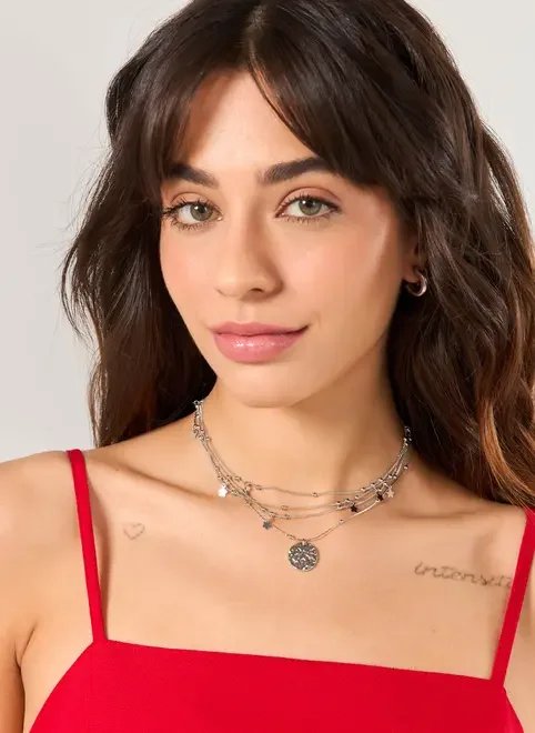 Conjunto 2 Colares Prateados Estrelas