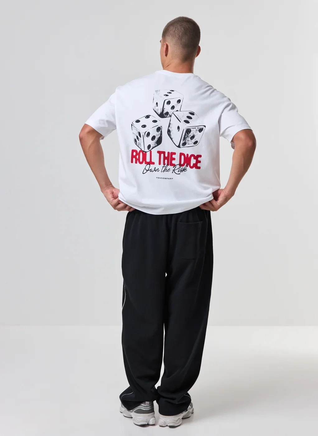 Camiseta Box Branca Dice