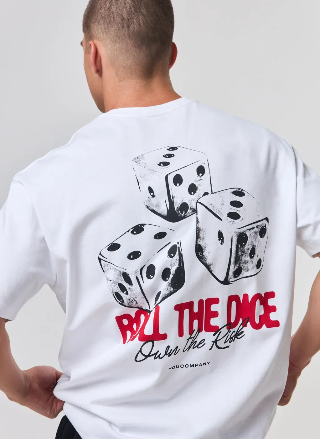 Camiseta Box Branca Dice