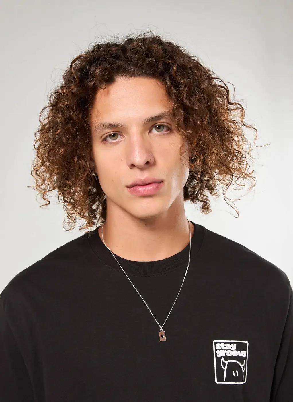 Colar Prateado Carta Estrela