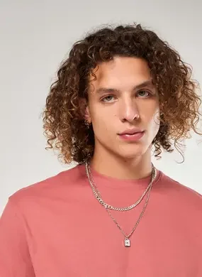 Conjunto 2 Colares Prateados Corrente E Cruz