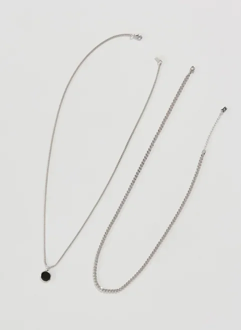 Conjunto 2 Correntes Prateadas Plaquinha Preta