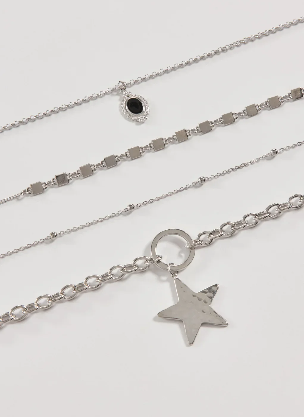 Conjunto 4 Colares Prateados Estrela