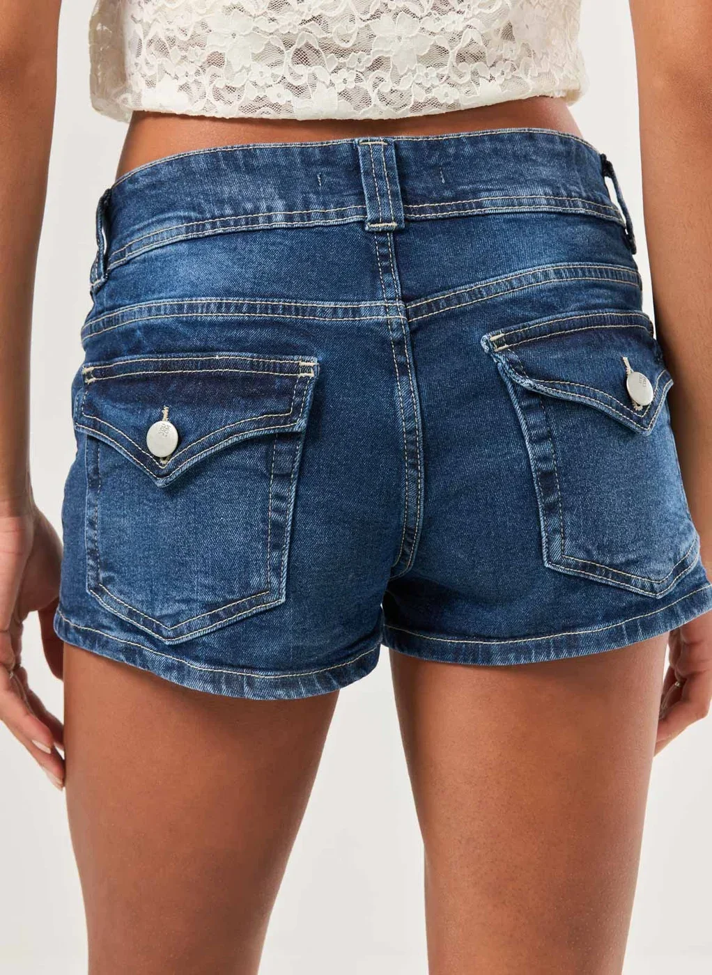 Short Jeans Escuro Micro Cintura Baixa