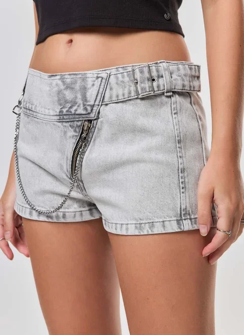 Micro Short Jeans Cintura Baixa Fivela