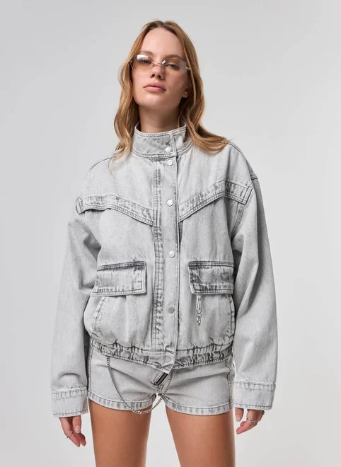Jaqueta Oversized Jeans Cinza Gola Alta