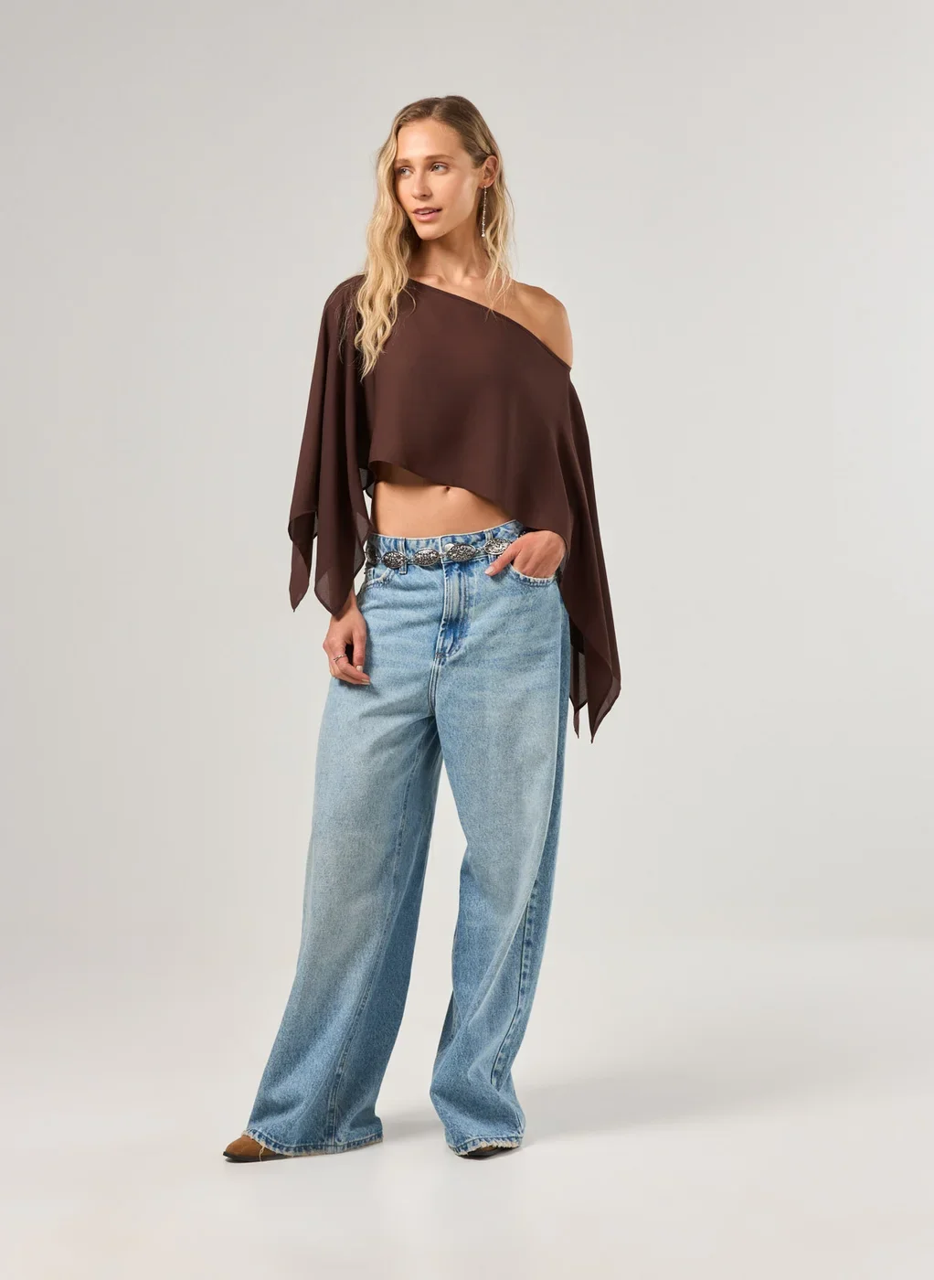 Blusa Capa Chiffon Marrom