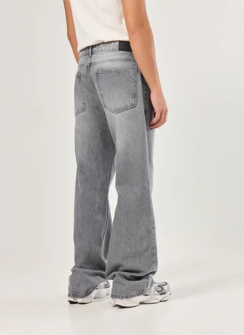Calça Jeans Flare Cinza
