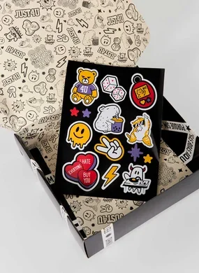 Caixa De Presente Com Adesivos