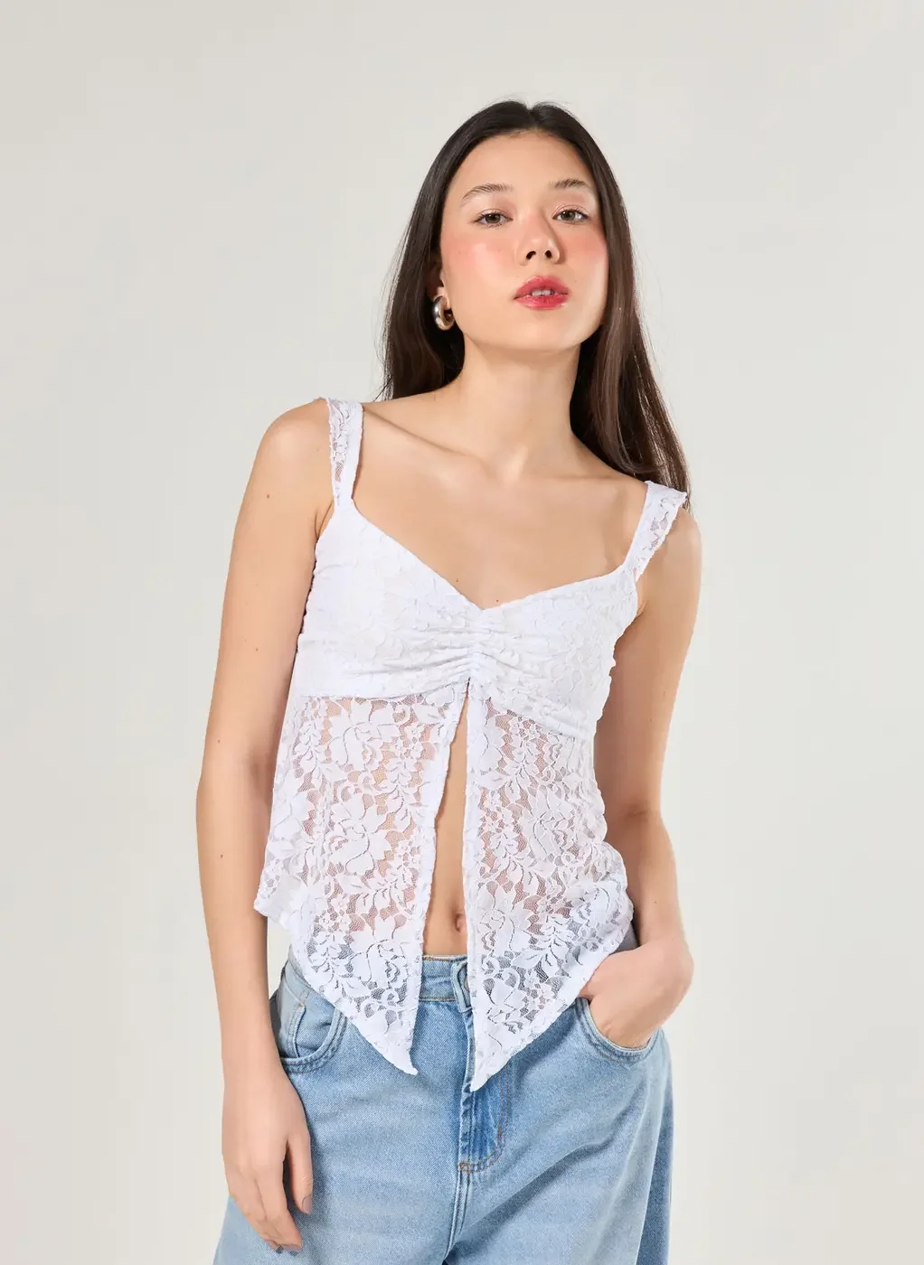 Blusa Renda Abertura Frontal