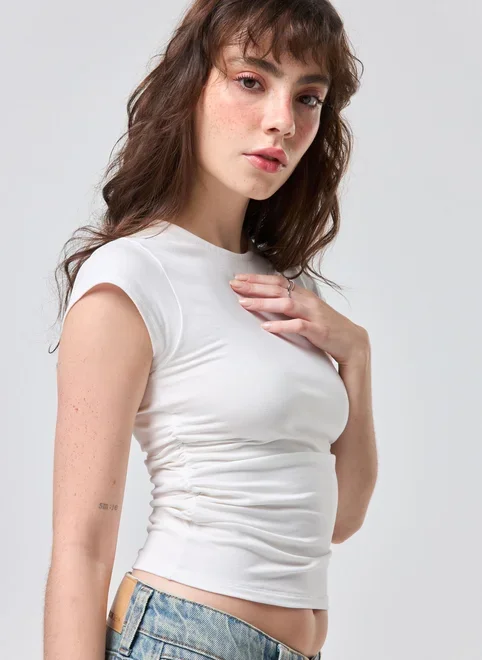 Blusa Manga Curta Off‑White Franzido