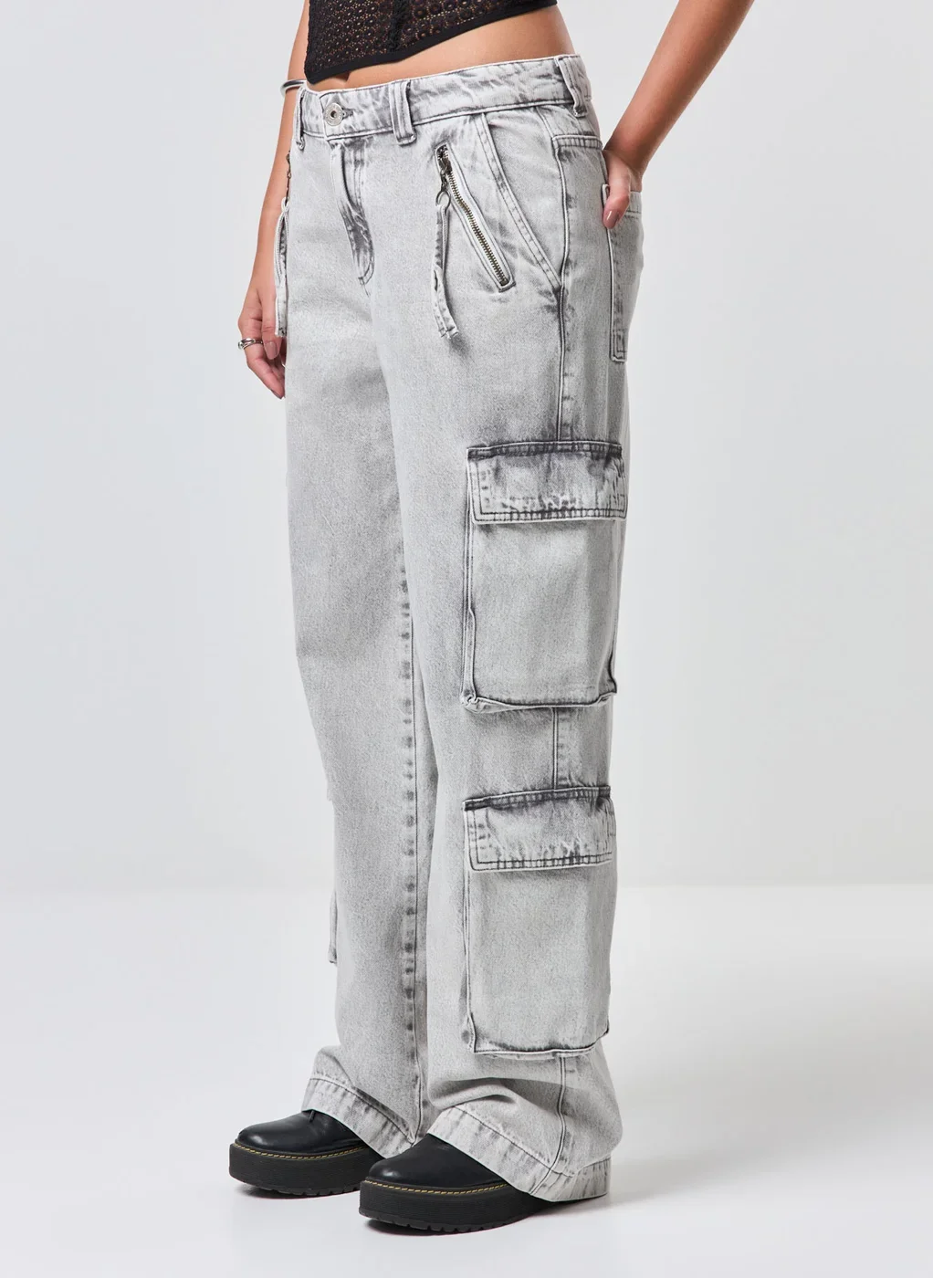 Calça Jeans Wide Leg Bolsos