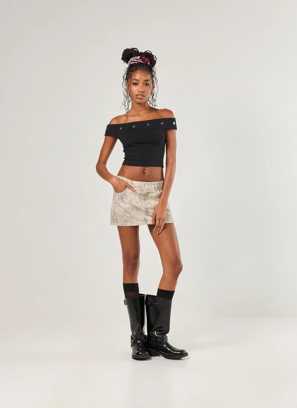 Saia Micro Cintura Baixa Sarja Estampada