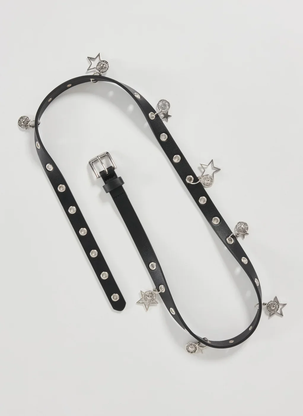 Cinto Poliuretano Preto Ilhoses Pingentes