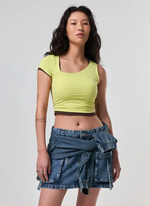 Cropped Poliamida Mangas Assimétricas