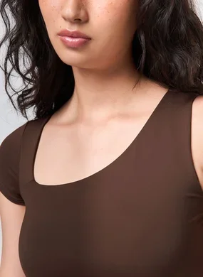 Cropped Poliamida Mangas Assimétricas