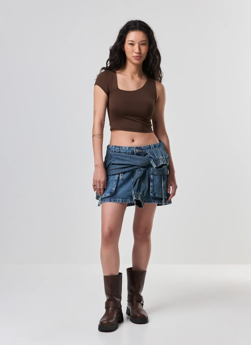 Cropped Poliamida Mangas Assimétricas